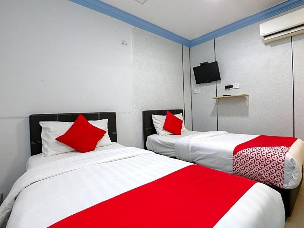 Oyo 90126 Pen U Cottages Dungun Zewnętrze zdjęcie
