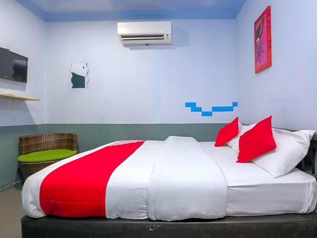 Oyo 90126 Pen U Cottages Dungun Zewnętrze zdjęcie